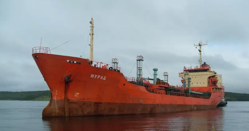 HONG FA Tanker IMO 8313192 photo 4