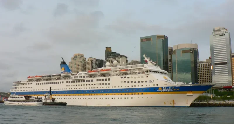 HEN Passenger Ship IMO 8314122 photo 6
