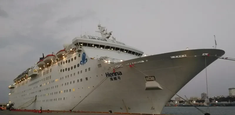 HEN Passenger Ship IMO 8314122 photo 7