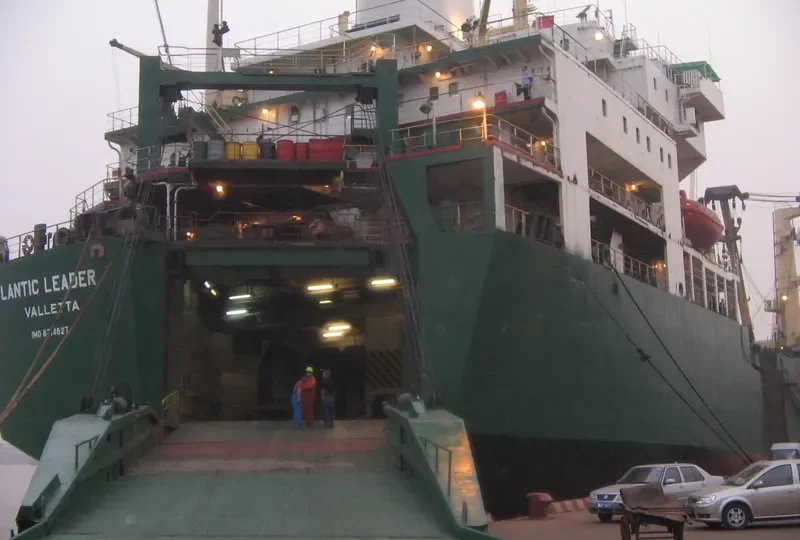 ATLANTIC LEADER Ro-Ro IMO 8314627 photo 2