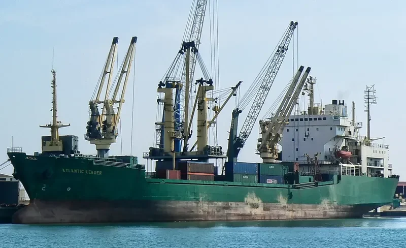 ATLANTIC LEADER Ro-Ro IMO 8314627 photo 3