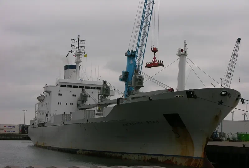 AUCKLAND General Cargo IMO 8316003 photo 4