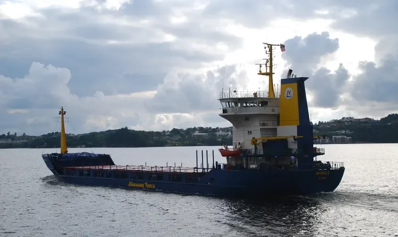 AMANY QUEEN General Cargo IMO 8318128 photo 10