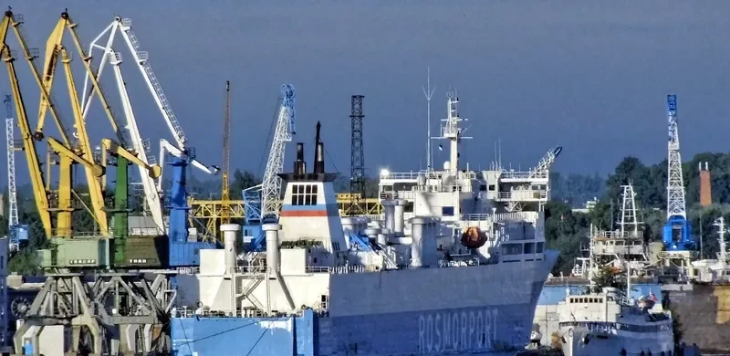 BALTIYSK Ro-Ro IMO 8318130 photo 3