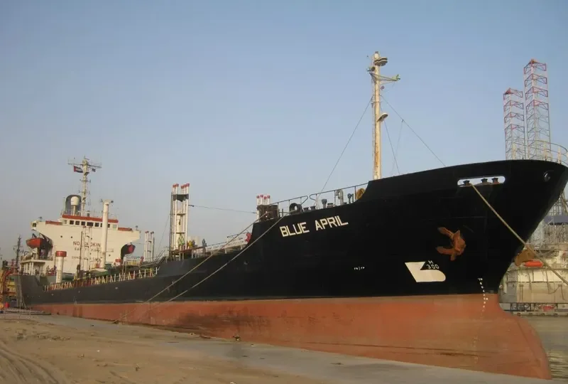TOPAZ Tanker IMO 8323551 photo 3