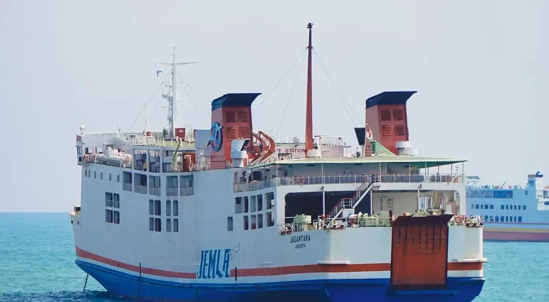 JAGANTARA Ro-Ro IMO 8324074 photo 2