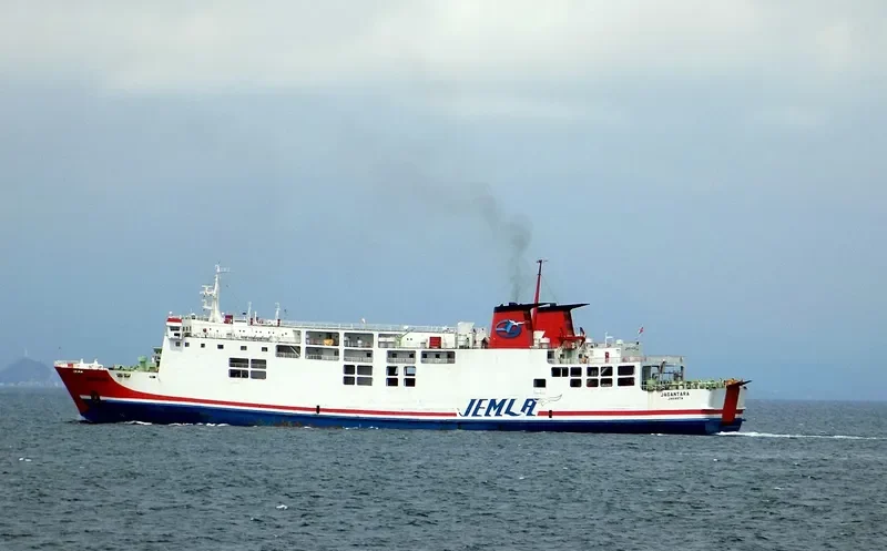 JAGANTARA Ro-Ro IMO 8324074 photo 4