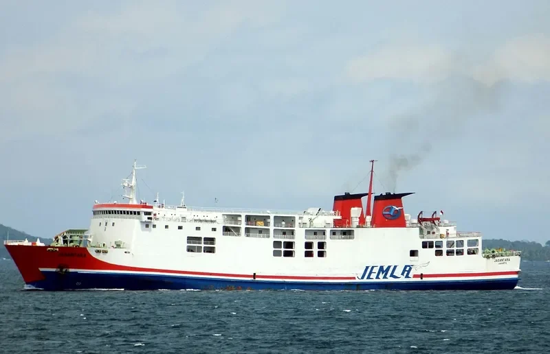 JAGANTARA Ro-Ro IMO 8324074 photo 5