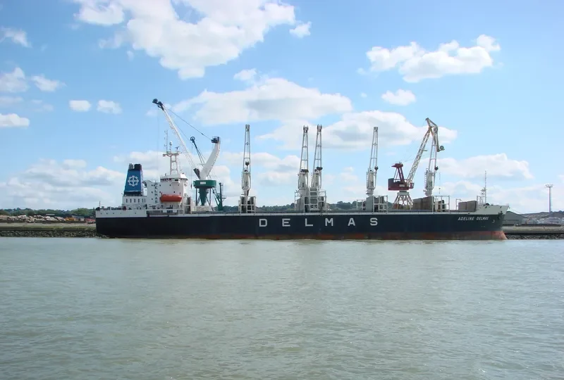 KING GRACE General Cargo IMO 8325585 photo 6
