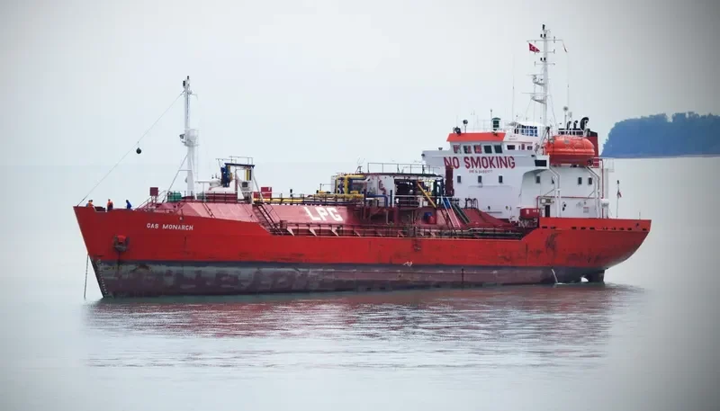 GAS MONARCH General Cargo IMO 8400177 photo 4