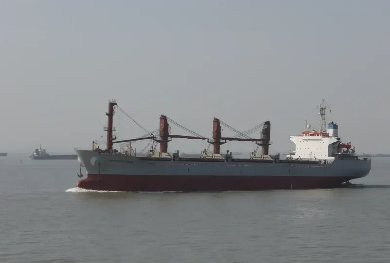 TABERNACLE GRACE Bulk Carrier IMO 8401004 photo 5