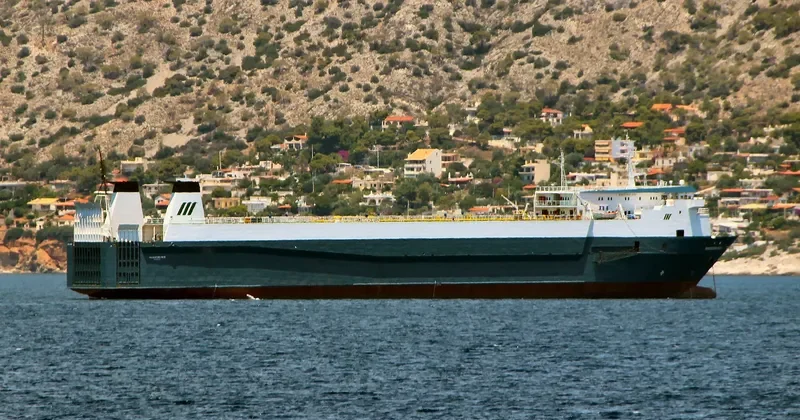 MAESTRO SUN Ro-Ro IMO 8401133 photo 8