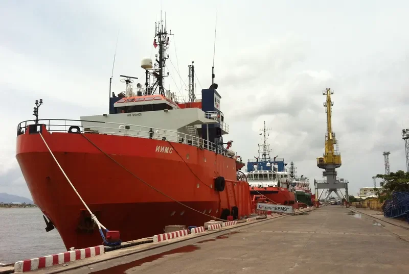 SEA MEADOW 09 Offshore Vessel IMO 8401420 photo 4