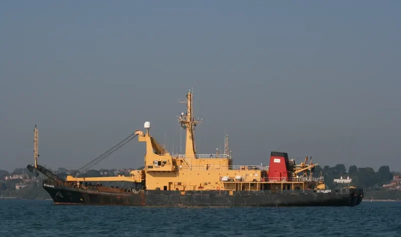 KOMMANDOR IONA General Cargo IMO 8401999 photo 10