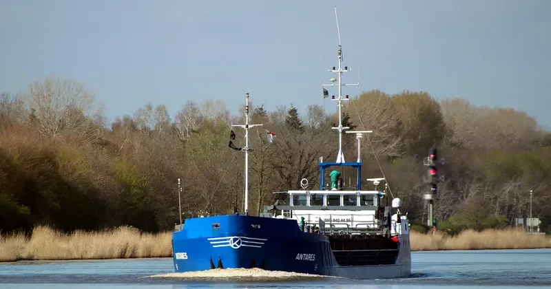 JENNIFER General Cargo IMO 8404496 photo 8