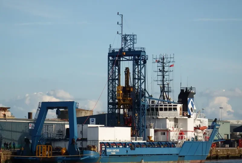 OCEAN VANTAGE Offshore Vessel IMO 8405440 photo 4