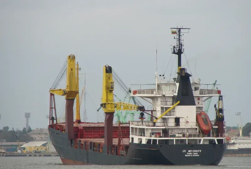 LTI INTEGRITY Container Ship IMO 8405921 photo 9