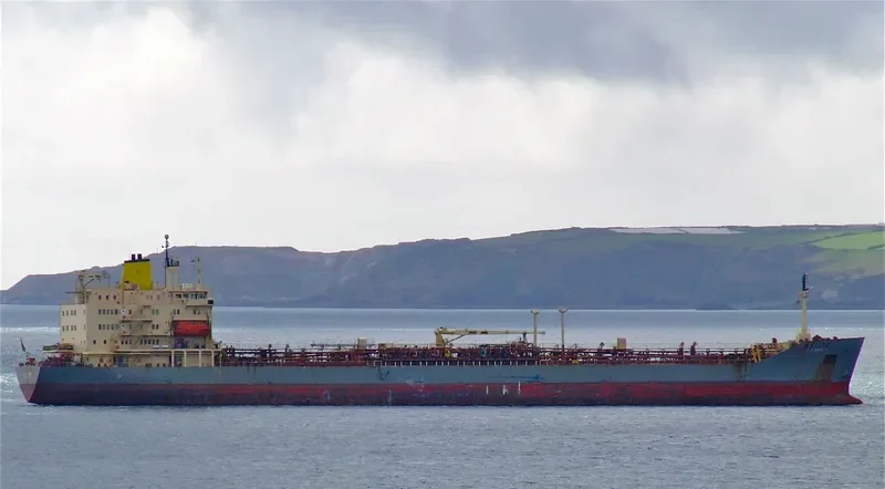 LADY CHIARA Tanker IMO 8406327 photo 7