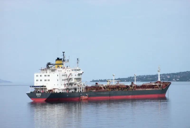 WISDOM Tanker IMO 8406339 photo 5