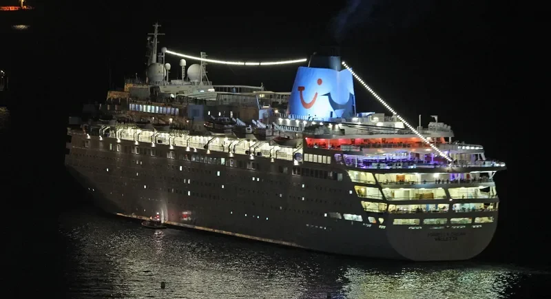 MARELLA DREAM Passenger Ship IMO 8407735 photo 9