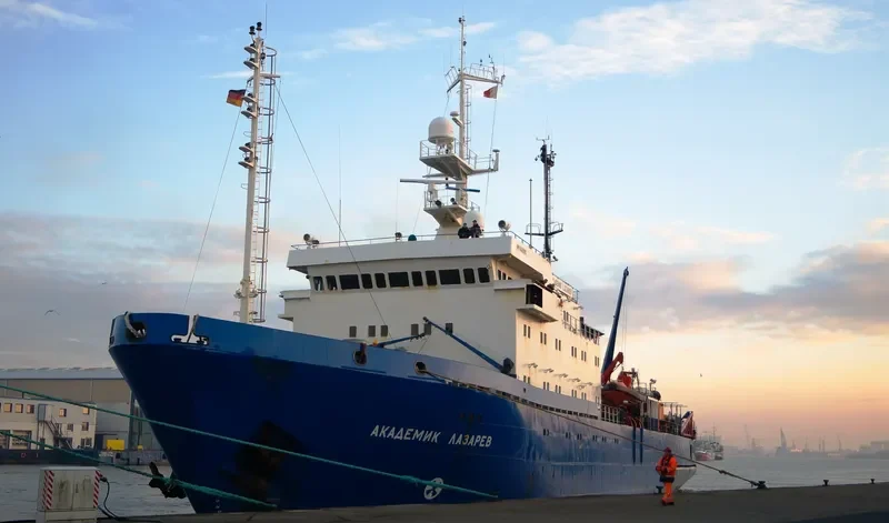 AKADEMIK LAZAREV General Cargo IMO 8408985 photo 5