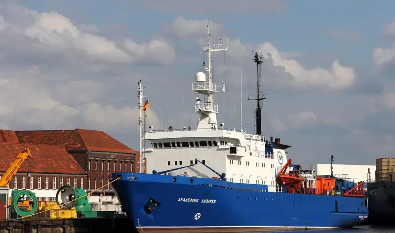 AKADEMIK LAZAREV General Cargo IMO 8408985 photo 10