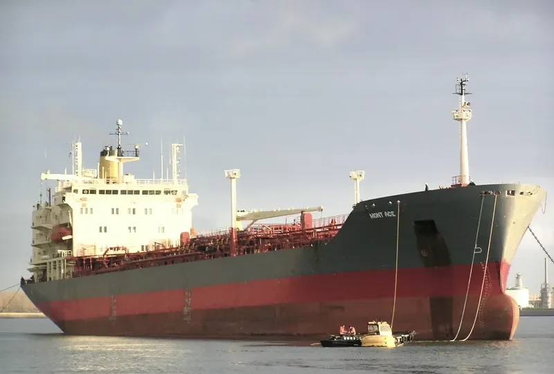 MONT ACE Tanker IMO 8410122 photo 3