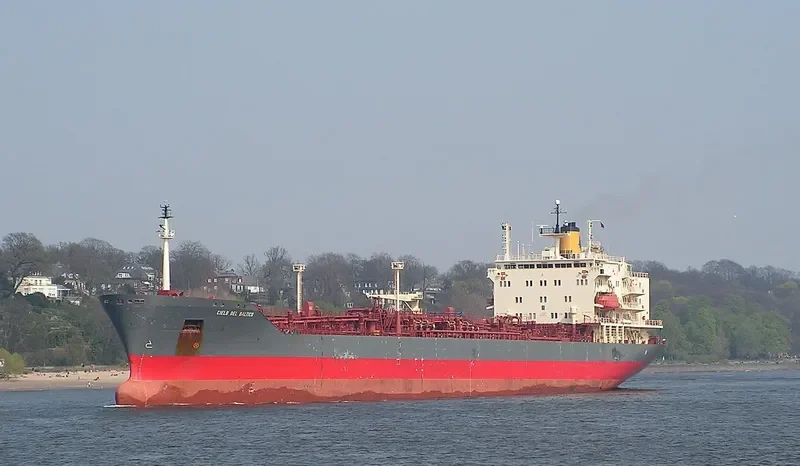 MONT ACE Tanker IMO 8410122 photo 4