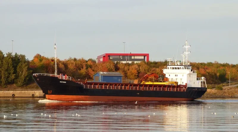 VESTBRIS General Cargo IMO 8410316 photo 8
