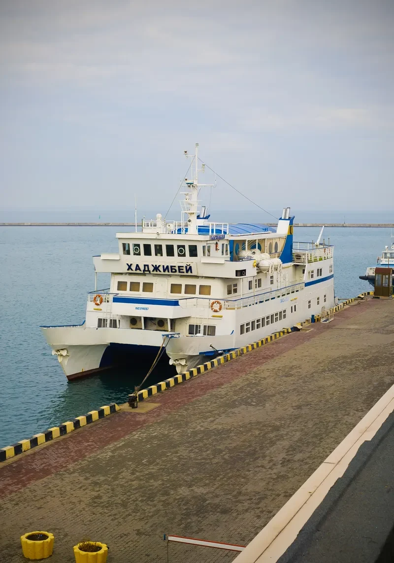 KHADZHIBEY Passenger Ship IMO 8411097 photo 4