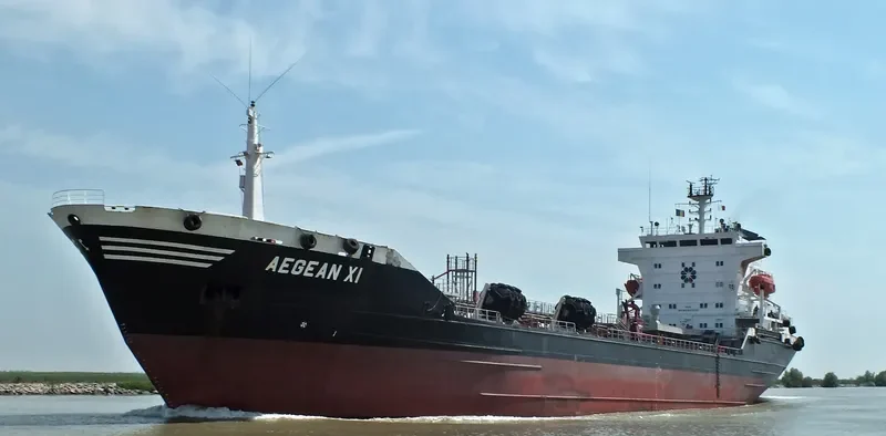 PYLADES Tanker IMO 8411255 photo 9