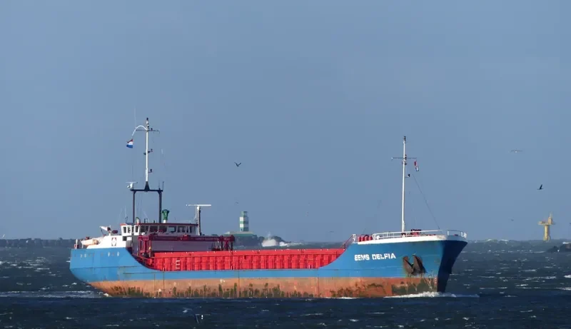 EVEREST General Cargo IMO 8411633 photo 9