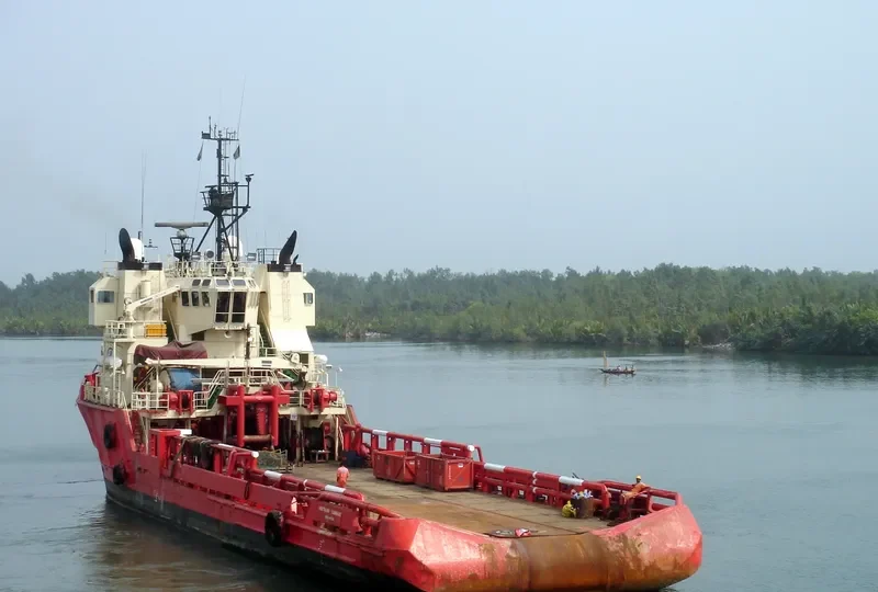 CAPRICORN Offshore Vessel IMO 8411683 photo 6