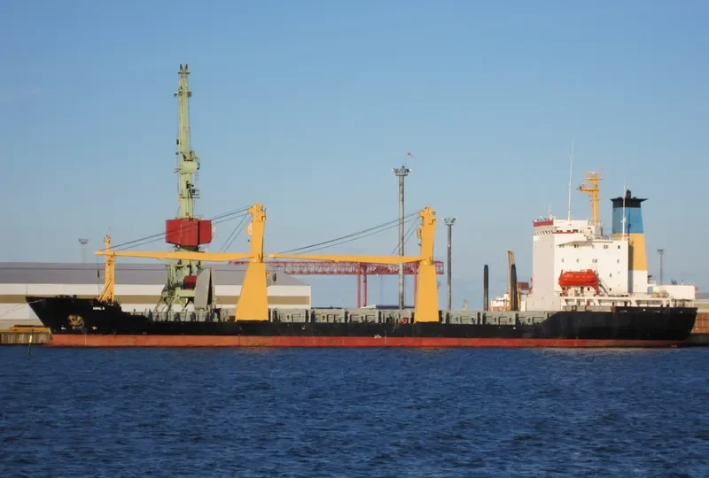 AMAL S Container Ship IMO 8411853 photo 6