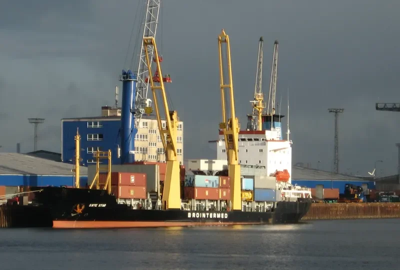 AMAL S Container Ship IMO 8411853 photo 7