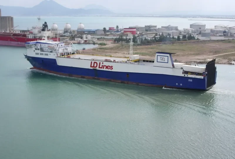 SUPER SHUTTLE RORO 8 Ro-Ro IMO 8413992 photo 6