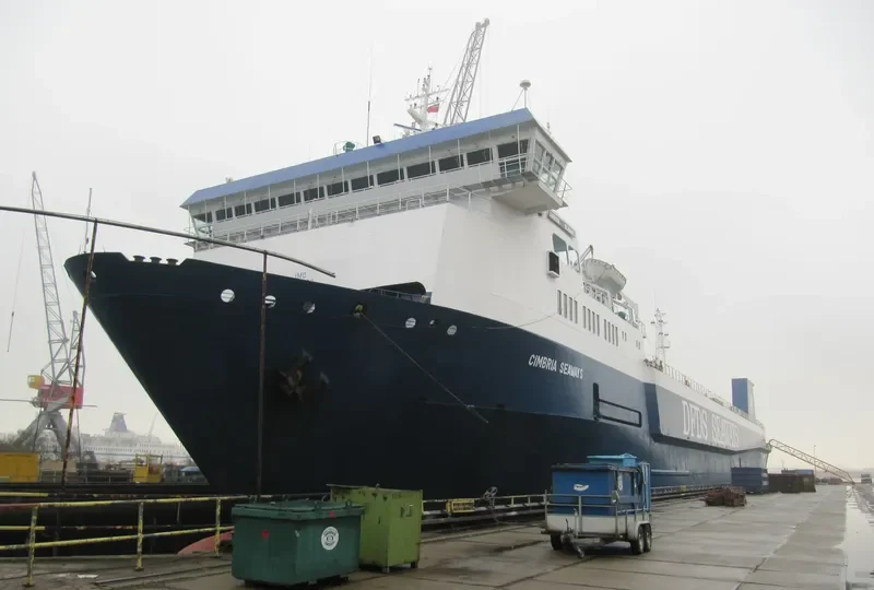 SUPER SHUTTLE RORO 8 Ro-Ro IMO 8413992 photo 8