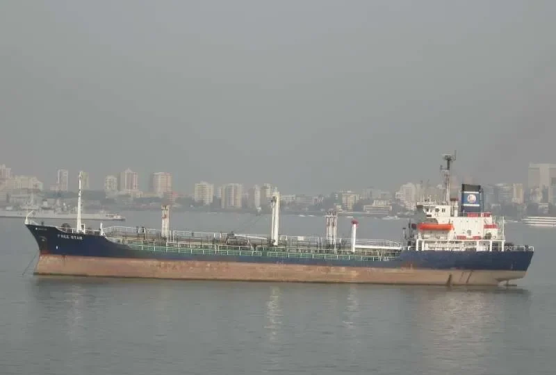 FREE STAR Tanker IMO 8414336 photo 4