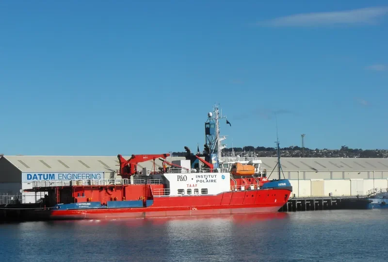 YWAM LIBERTY Tanker IMO 8418198 photo 10