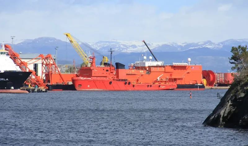 KAPITAN MARTYSHKIN Offshore Vessel IMO 8418435 photo 4