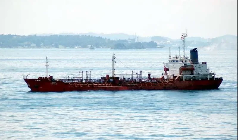 LUCK GROW 888 Tanker IMO 8419374 photo 4