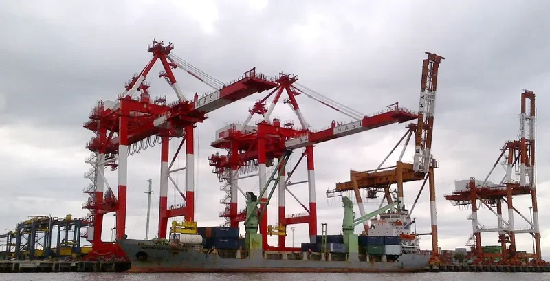MATARAM EXPRESS Container Ship IMO 8419518 photo 2