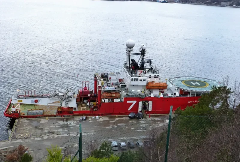 SEVEN PELICAN Offshore Vessel IMO 8420244 photo 8