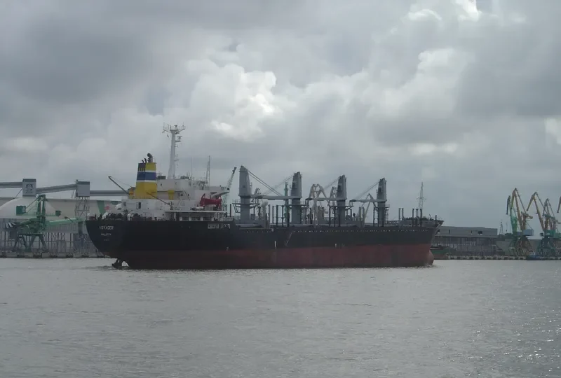 VOYAGER Bulk Carrier IMO 8421341 photo 3