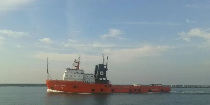 NEFTEGAZ 31 Offshore Vessel IMO 8422187 photo 2