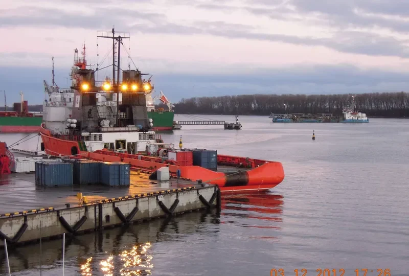NEFTEGAZ 31 Offshore Vessel IMO 8422187 photo 7