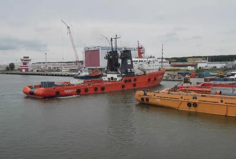 NEFTEGAZ 31 Offshore Vessel IMO 8422187 photo 8