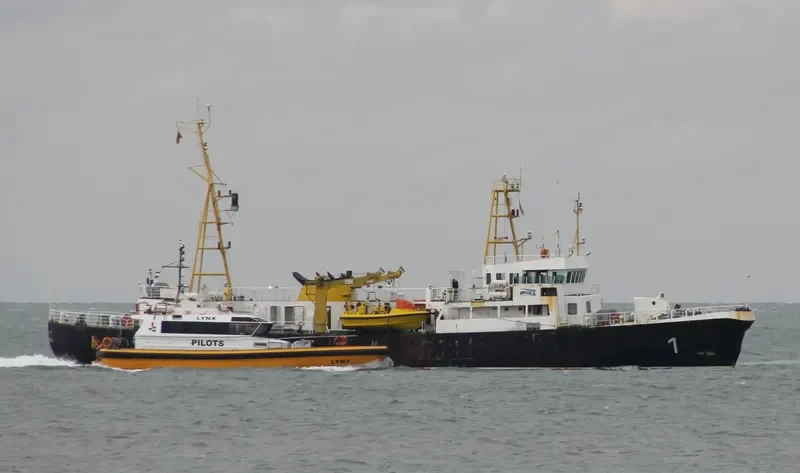 LOODSBOOT 1 General Cargo IMO 8422395