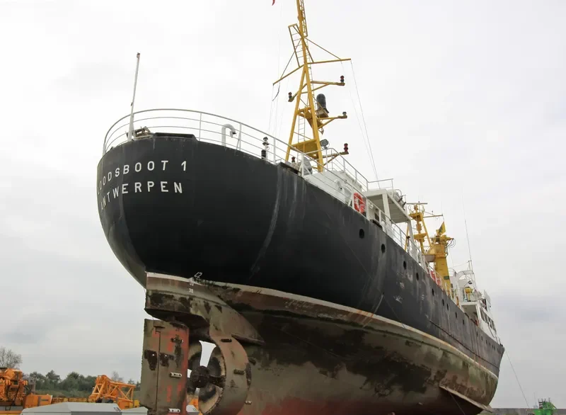 LOODSBOOT 1 General Cargo IMO 8422395 photo 2