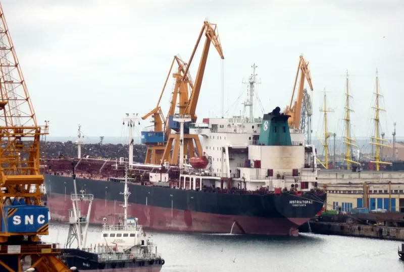 TOPAZ Tanker IMO 8501189 photo 5